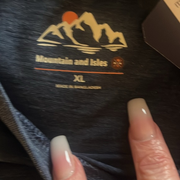 NWT Mountain & Isles XL Pocket Tshirt Tee Blue Red Striped Casual Men's Shirt - Picture 3 of 7